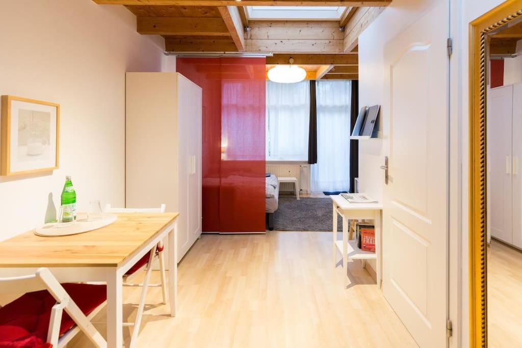 Apartment Wilhelmstr Fuer Bis Zu 3 Personen Brühl Exterior foto